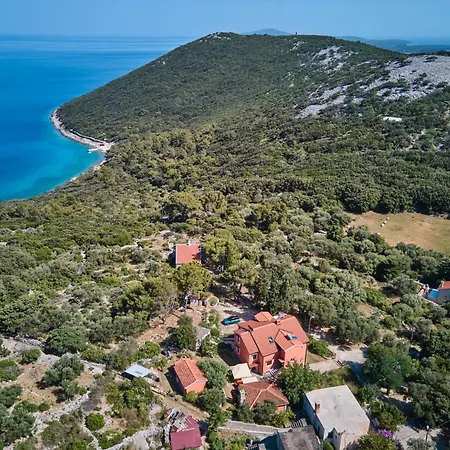 Apartments With Parking Space Cunski, Losinj - 7867 *