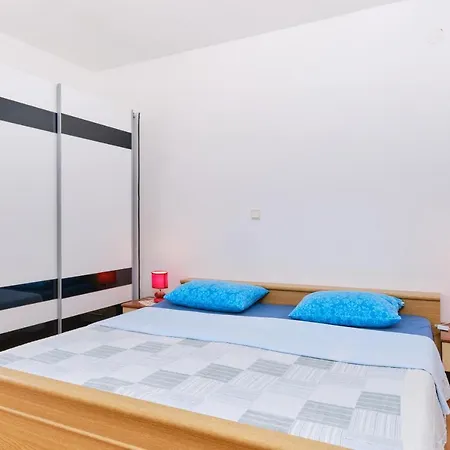 With Parking Space Cunski, Losinj - 7867 Appartamento