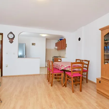 Appartamento With Parking Space Cunski, Losinj - 7867 *