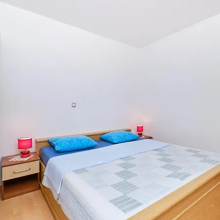 With Parking Space Cunski, Losinj - 7867 Appartamento