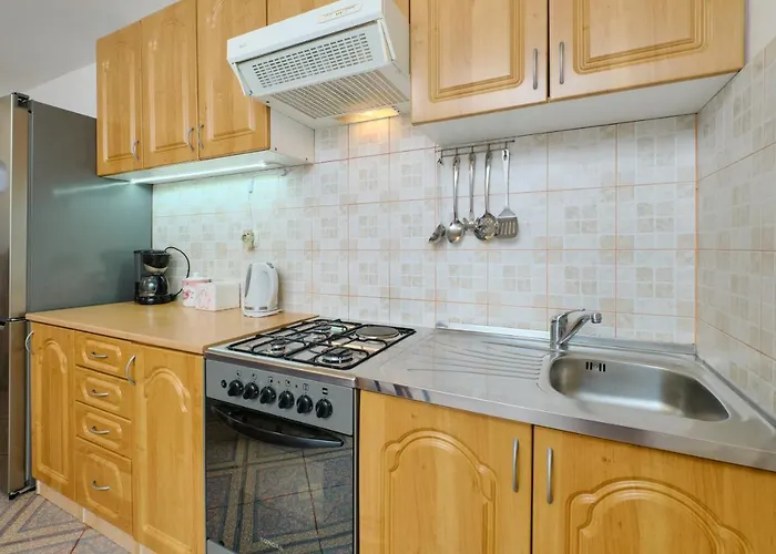 Apartman Apartments With Parking Space Cunski, Losinj - 7867 Cunski