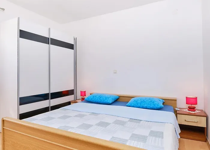Apartments With Parking Space Cunski, Losinj - 7867 Apartman