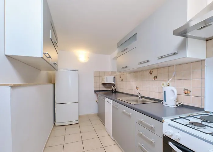 Apartman Apartments With Parking Space Cunski, Losinj - 7867 Cunski