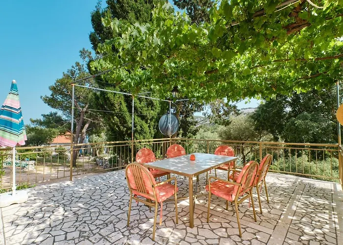 Apartments With Parking Space Cunski, Losinj - 7867 Apartman
