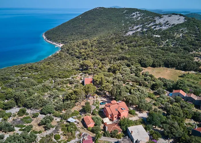 Apartments With Parking Space Cunski, Losinj - 7867 *