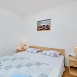 Apartament With Parking Space Cunski, Losinj - 7867 Čunski