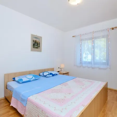 Apartman With Parking Space Cunski, Losinj - 7867 *